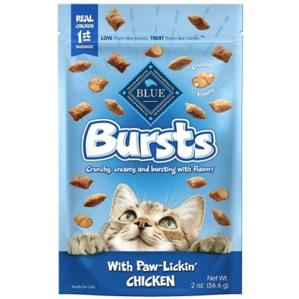 Blue Buffalo Bursts Cat Treats Paw-Lickin\' Chicken