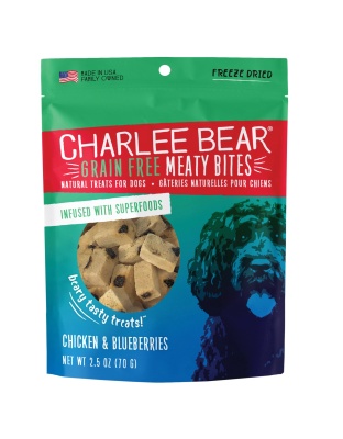 Charlee Bear Dog Meaty Bites Chicken And Blueberry 2.5oz.